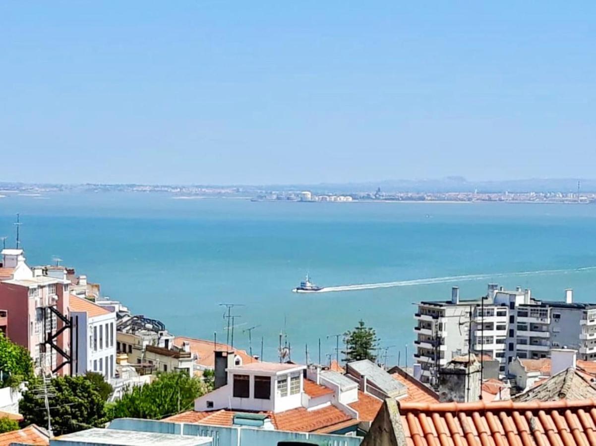 Comfortable Apartment With Balcony And Sea View In Lisbon 50 M² Esterno foto